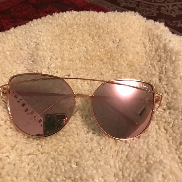Dior Accessories - 💕Dior💕NWOT Pink Sunglasses 🕶 2018